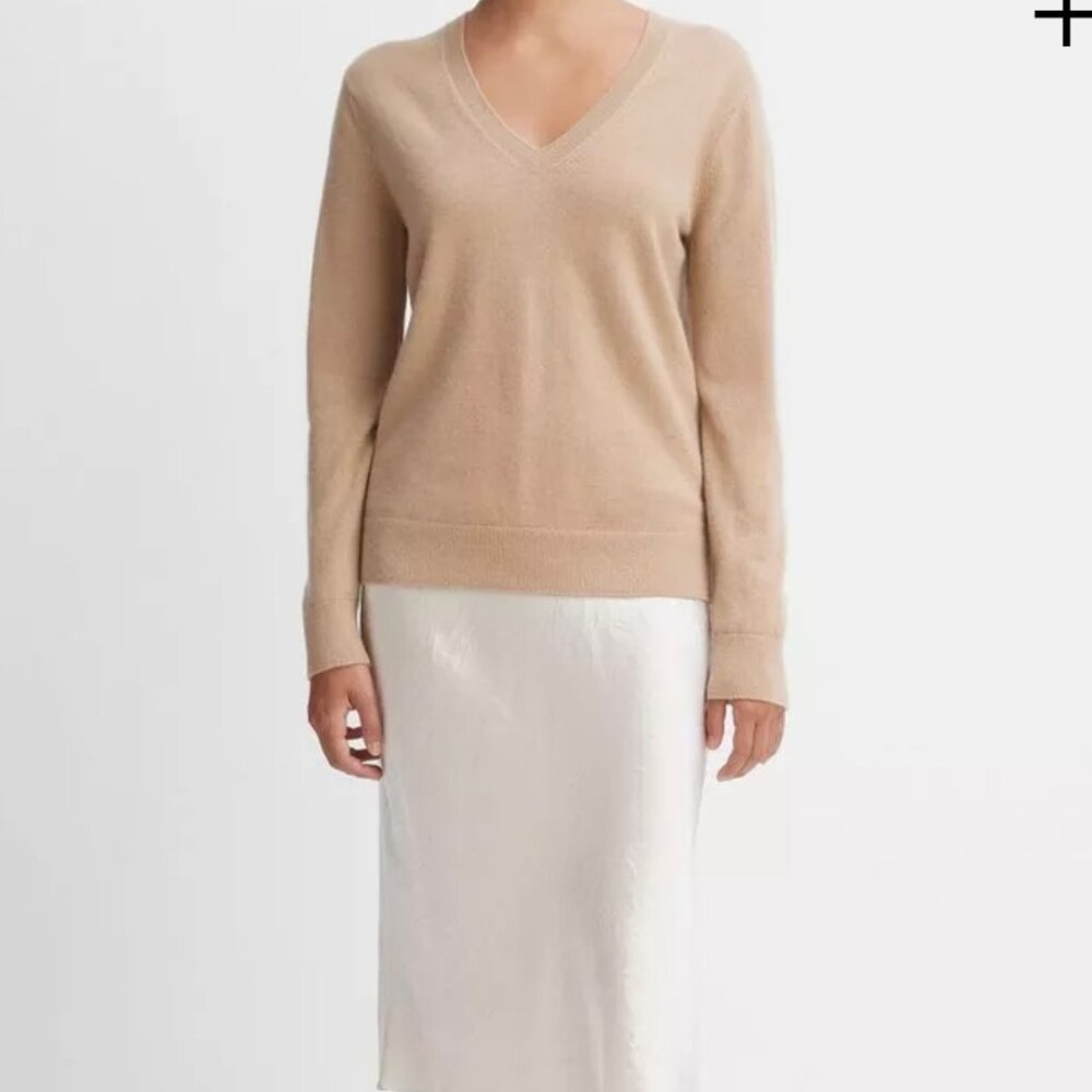 Vince The Weekend V-neck Cashmere Sweater